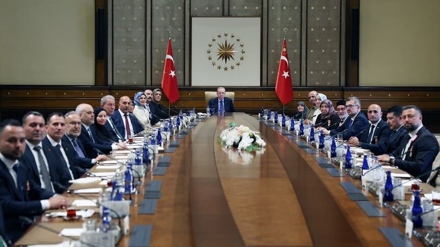 Cumhurbaşkanı Erdoğan, Meclis'in Terörsüz Türkiye sürecinde önemli bir adım attığını duyurdu.