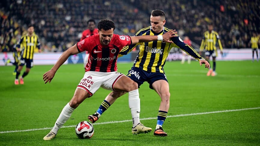Fenerbahçe, Süper Lig'in ilk haftasında Gençlerbirliği ile oynayacak