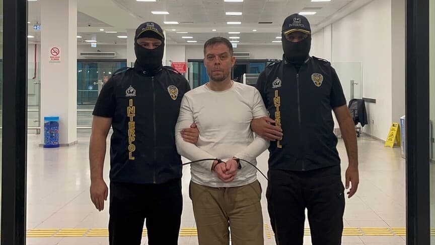 Serkan Kurtuluş, Türkiye'ye iade edilerek tutuklandı