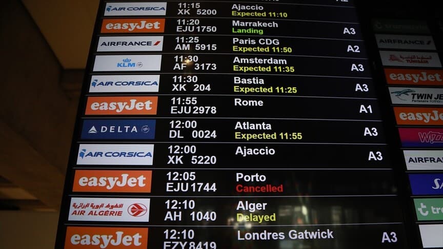 EasyJet'in Fransa'daki kabin çalışanları grevde