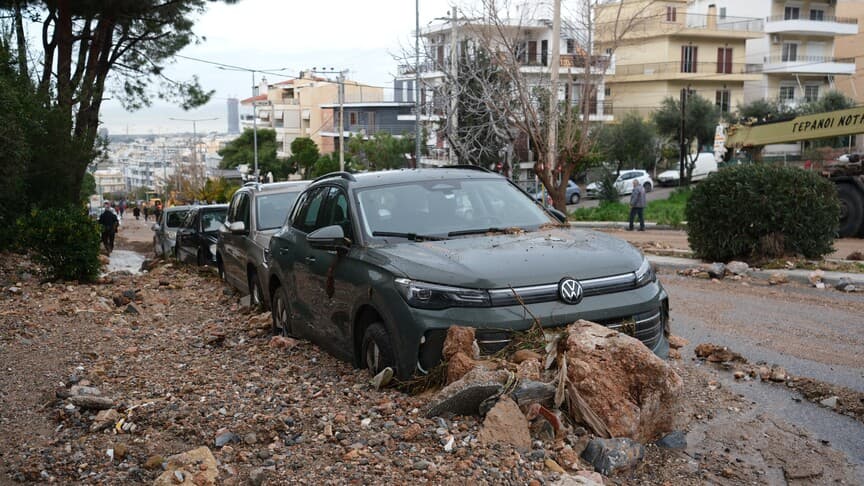 Mora Yarımadası'nda meydana gelen sel büyük hasara yol açtı
