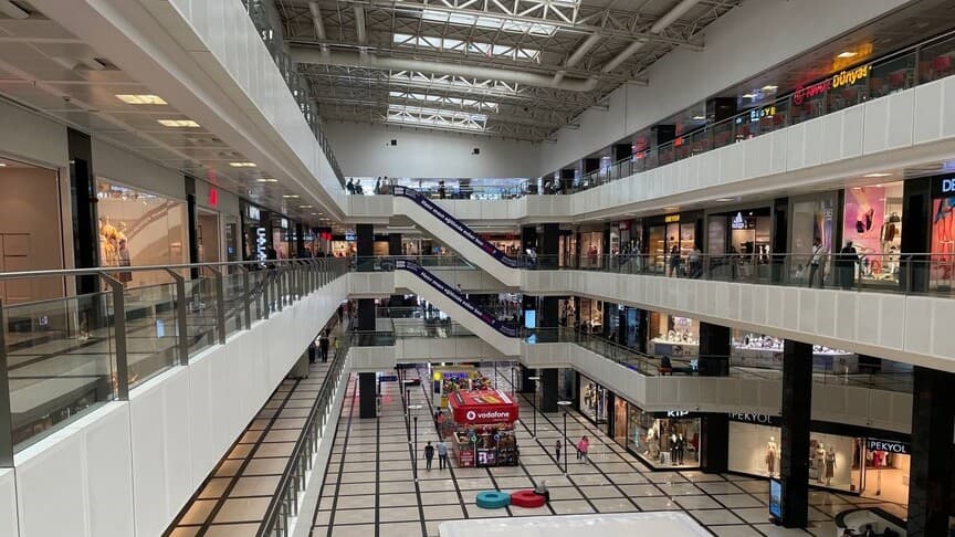Türkiye'de ticaret sektöründeki çalışan sayısı 80 aydır artıyor