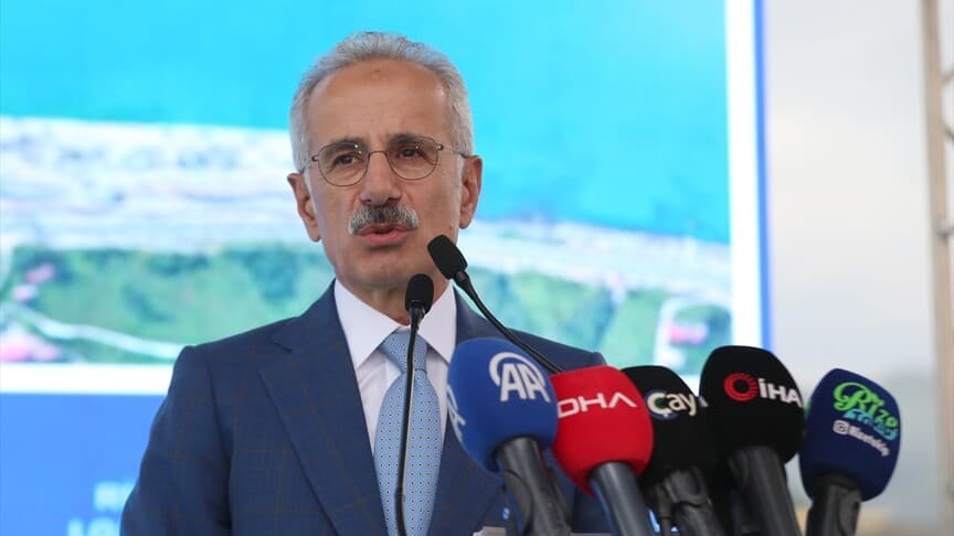 İyidere Lojistik Liman Projesi'nde fiziki gerçekleşme yüzde 82'ye ulaştı