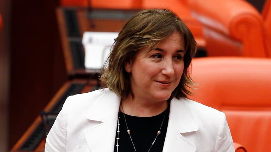 Eski AK Parti Kocaeli Milletvekili Azize Sibel Gönül hayatını kaybetti