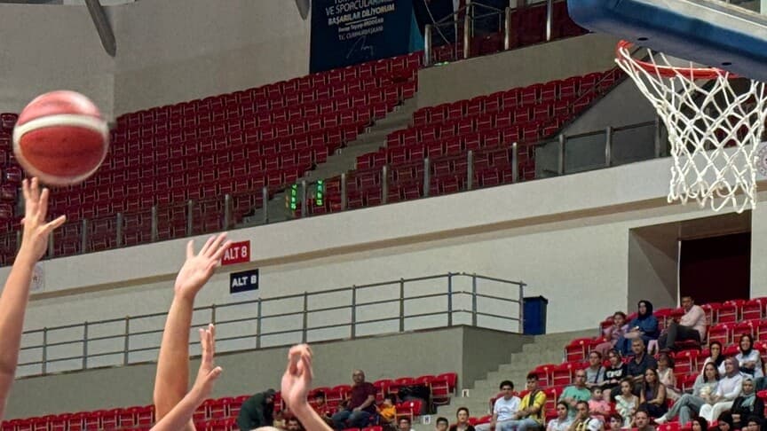 Türkiye, FIBA Kadınlar 16 Yaş Altı Avrupa Şampiyonası'nda çeyrek finale yükseldi