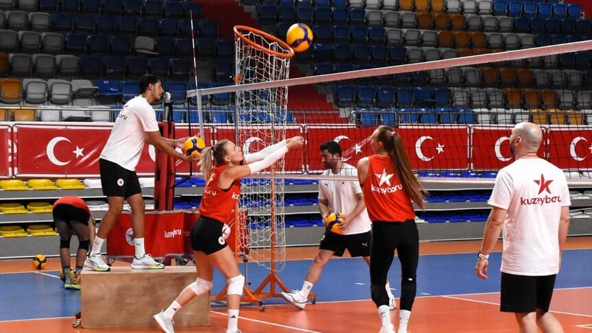 Kuzeyboru Voleybol Takımı, Avrupa kupalarına katılmak için yeni sezona hazırlanıyor
