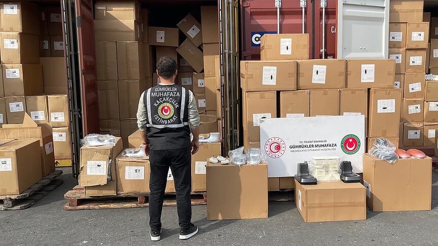 Ticaret Bakanlığı 7 ayda 71,9 milyar liralık kaçak eşya ele geçirdi