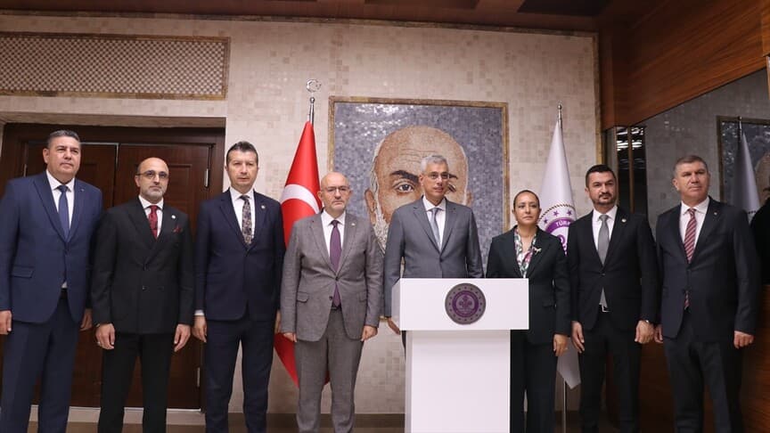 Sağlık Bakanı Memişoğlu, hastanelerde kreş açacak