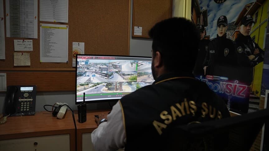 İstanbul polisi dolandırıcılara karşı 8 ayda 667 kişiyi yakaladı