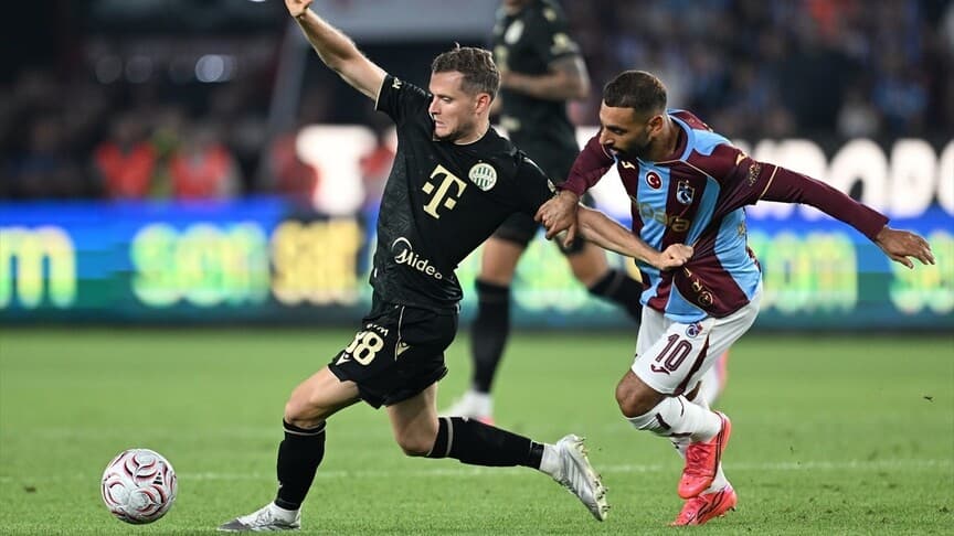 Trabzonspor, UEFA Avrupa Ligi play-off turunda Ferencvaros'a 1-0 yenildi