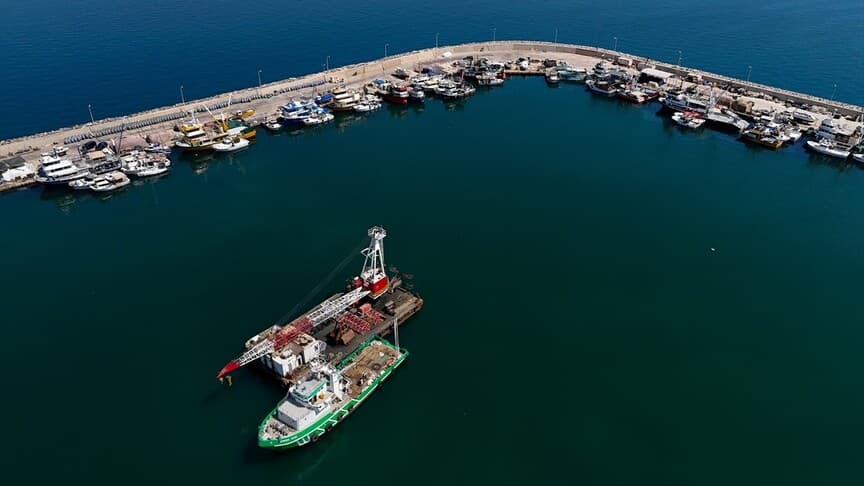 Balıkçılar yeni sezon için hazırlık yapıyor