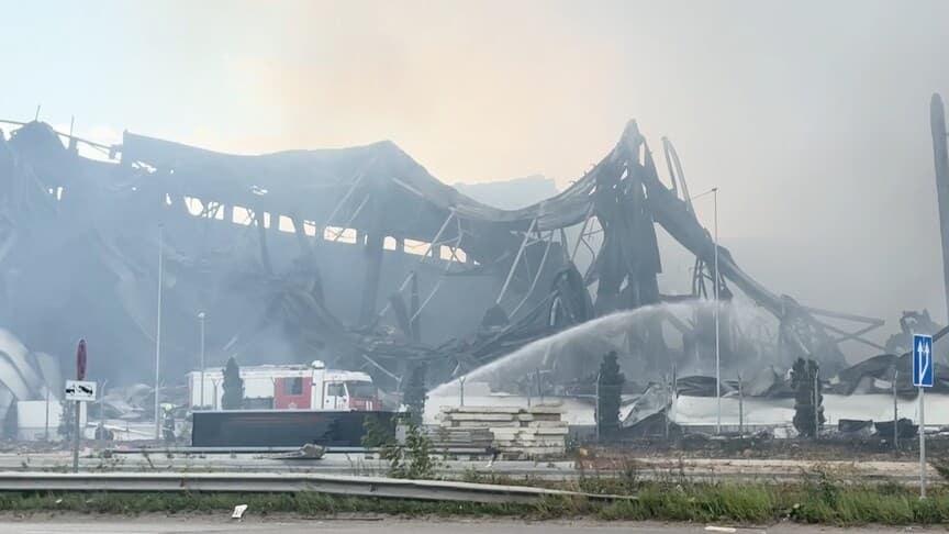 Rusya'da Ozon depo tesisine İHA saldırısı sonucu yangın çıktı