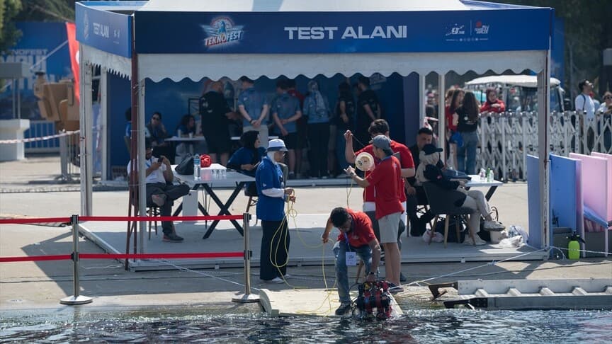 TEKNOFEST Mavi Vatan'da Su Altı Roket Yarışması üçüncü günde devam etti