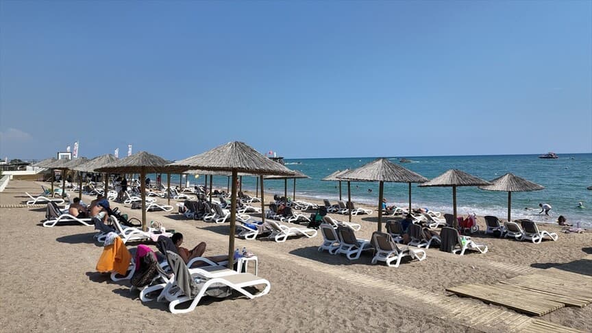 Antalya'ya gelen yabancı turist sayısı 10 milyonu geçti