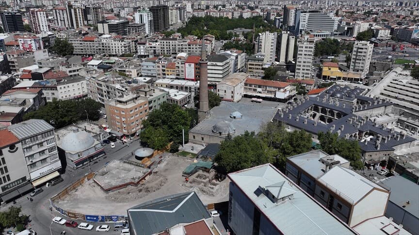Kayseri'de 12. yüzyıldan kalma medresede kazı çalışması başladı