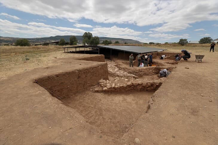 Şapinuva Antik Kenti'nde 3 bin 400 yıllık yapının araştırmaları devam ediyor