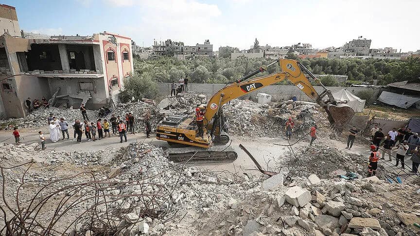 Gazze'deki binada 150 kişinin naaşı için arama çalışması başlatıldı