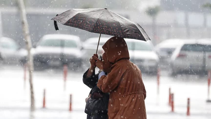 Doğu Karadeniz için gök gürültülü sağanak uyarısı yapıldı