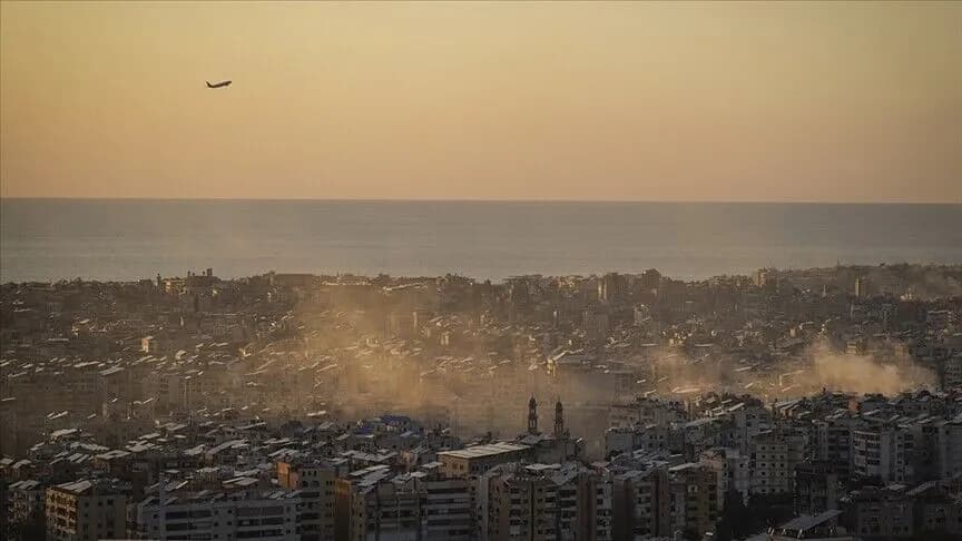 İsrail'in ateşkese rağmen Lübnan'a düzenlediği saldırıda 2 kişi yaralandı