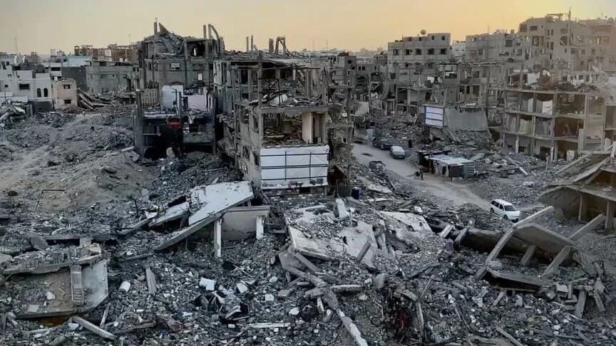 Gazzeli Filistinliler, hasar gören evlerde yaşamaya devam ediyor