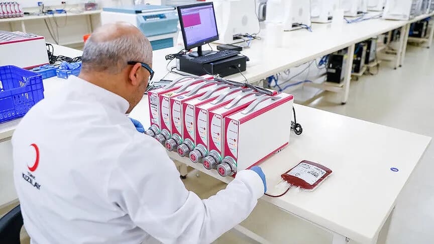 Türk Kızılay aktif kök hücre bağışçı sayısını 1.25 milyona çıkardı