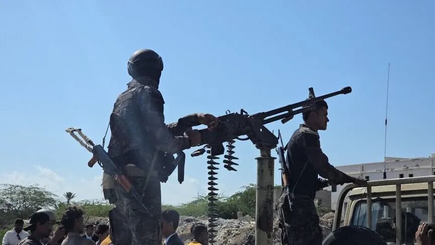 Yemen'de hükümet güçleri Husi saldırılarını geri püskürttü