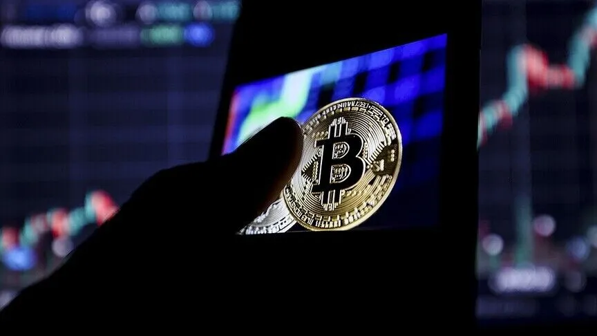 Bitcoin, ETF girişleriyle 8 ayın zirvesine ulaştı