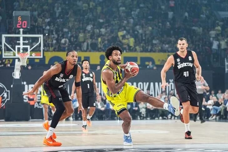 Fenerbahçe, Erkekler Cumhurbaşkanlığı Kupası'nı kazandı
