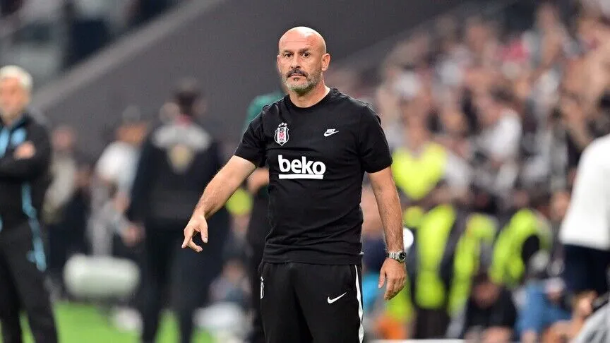Beşiktaş Teknik Direktörü Italiano, taraftarları memnun etmeye çalıştıklarını söyledi