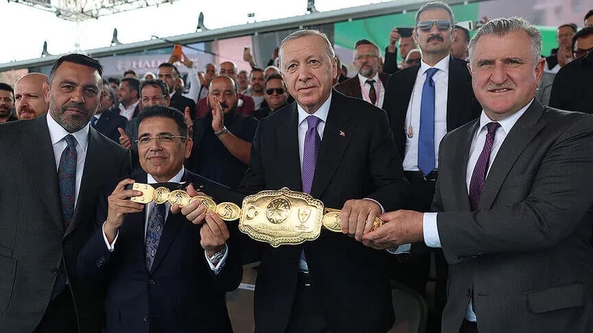 Cumhurbaşkanı Erdoğan, Yağlı Güreş Kupası finalini izledi