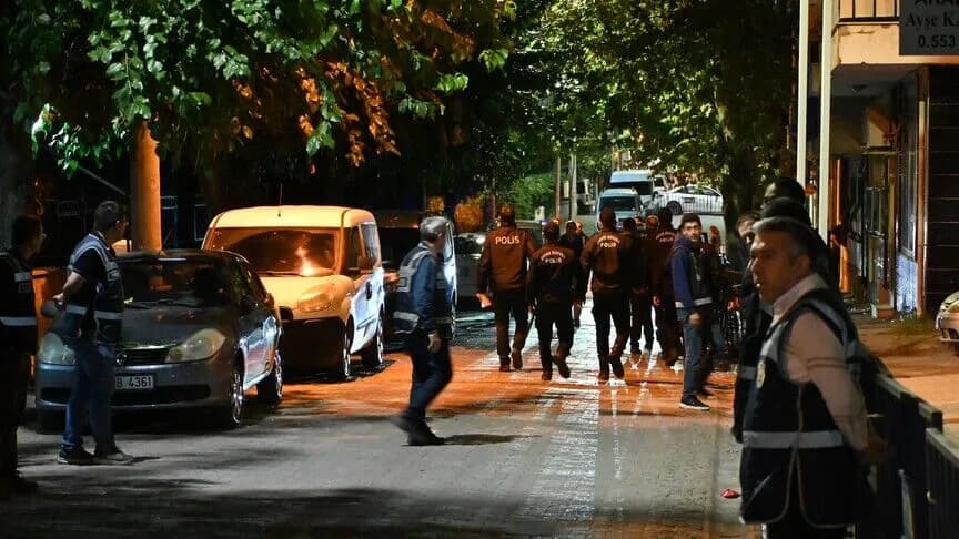 Manisa'da okul yakınındaki silahlı saldırıda 7 şüpheli tutuklandı