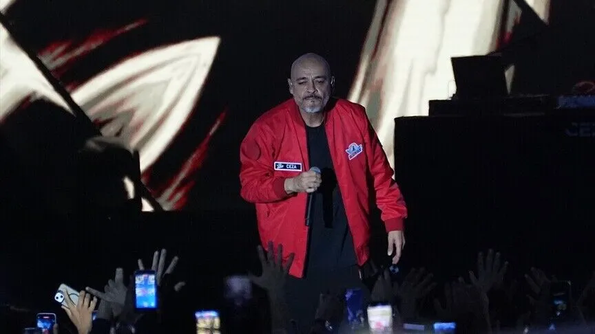 Rapçi Ceza, TEKNOFEST kapsamında Şanlıurfa'da konser gerçekleştirdi