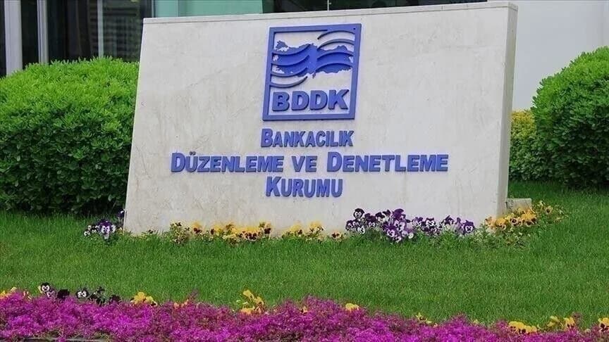 BDDK, cep telefonu kredileri ve kredi kartı düzenlemeleri yaptı