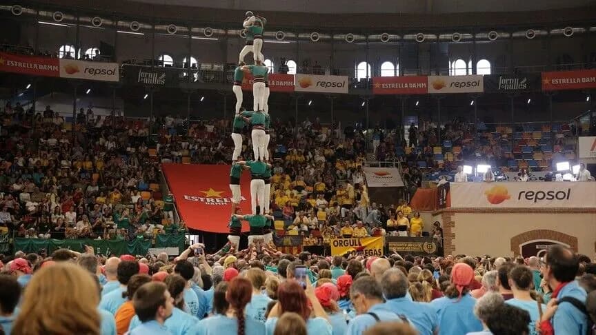 Tarragona'daki festivalde insan kuleleri yükseldi