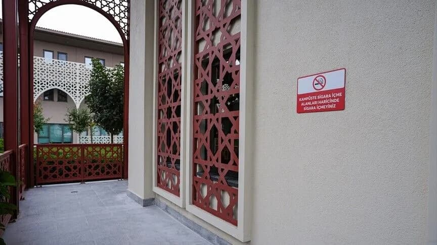 Üniversitelerde dumansız kampüs uygulaması başlatıldı