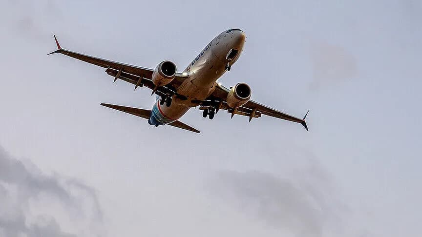İsrail heyeti Flydubai uçağı için BAE'ye gitti