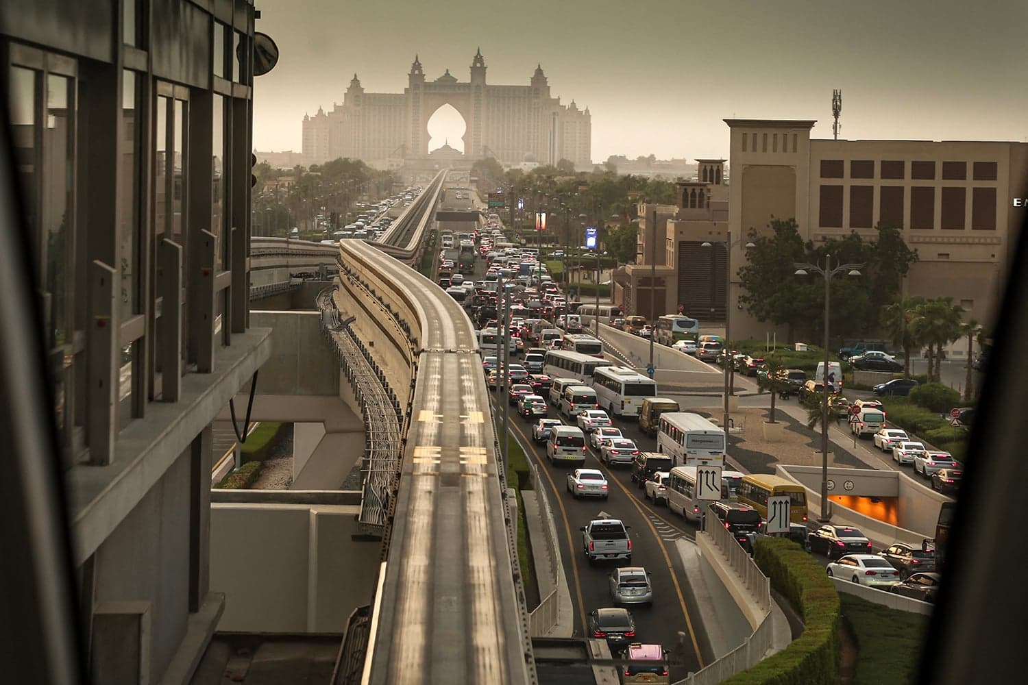 The Middle East Faces Economic and Security Divisions Amid Great Power Rivalry