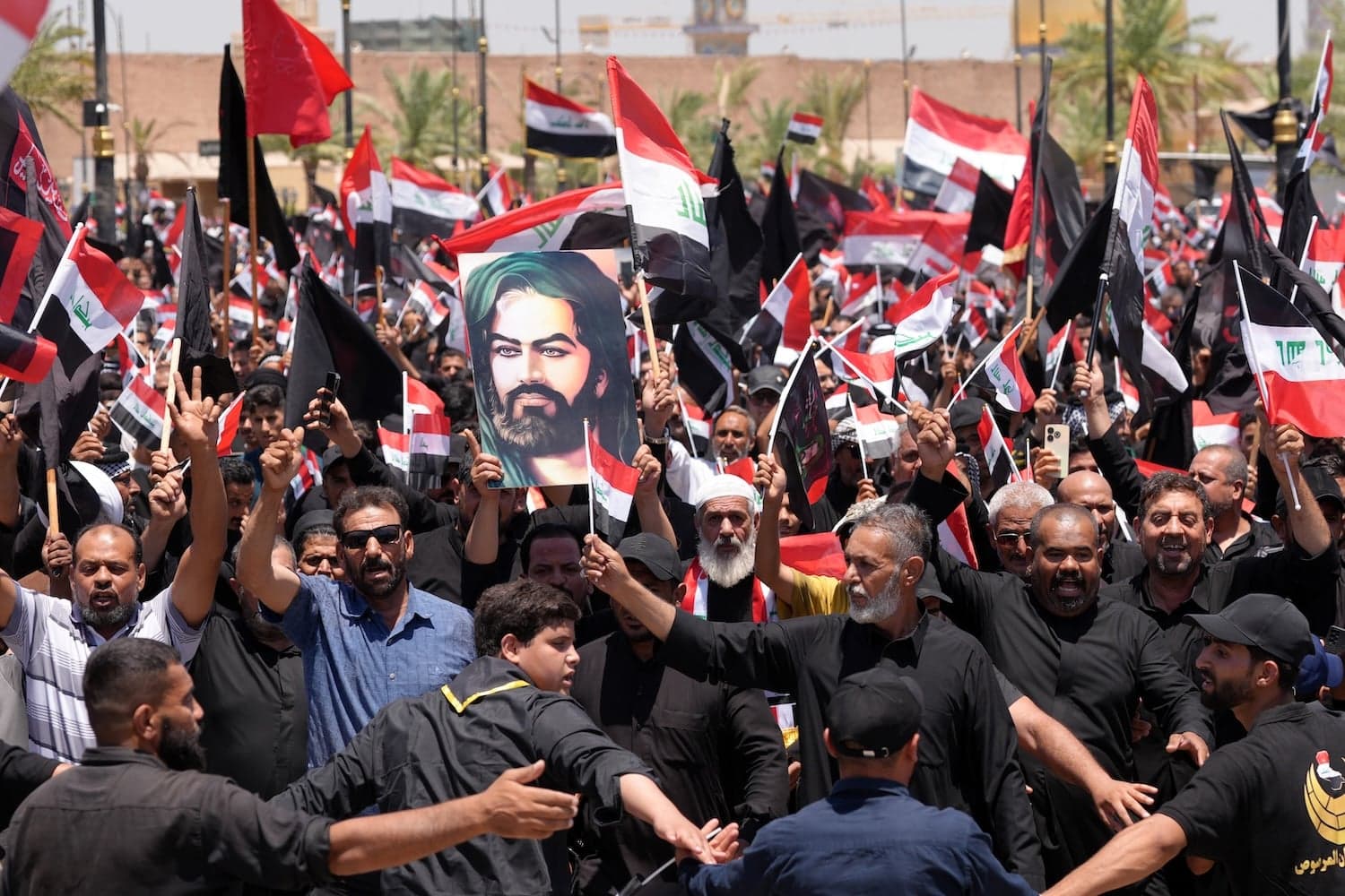 Iraq's New Prime Minister Faces Challenge of Addressing Corruption