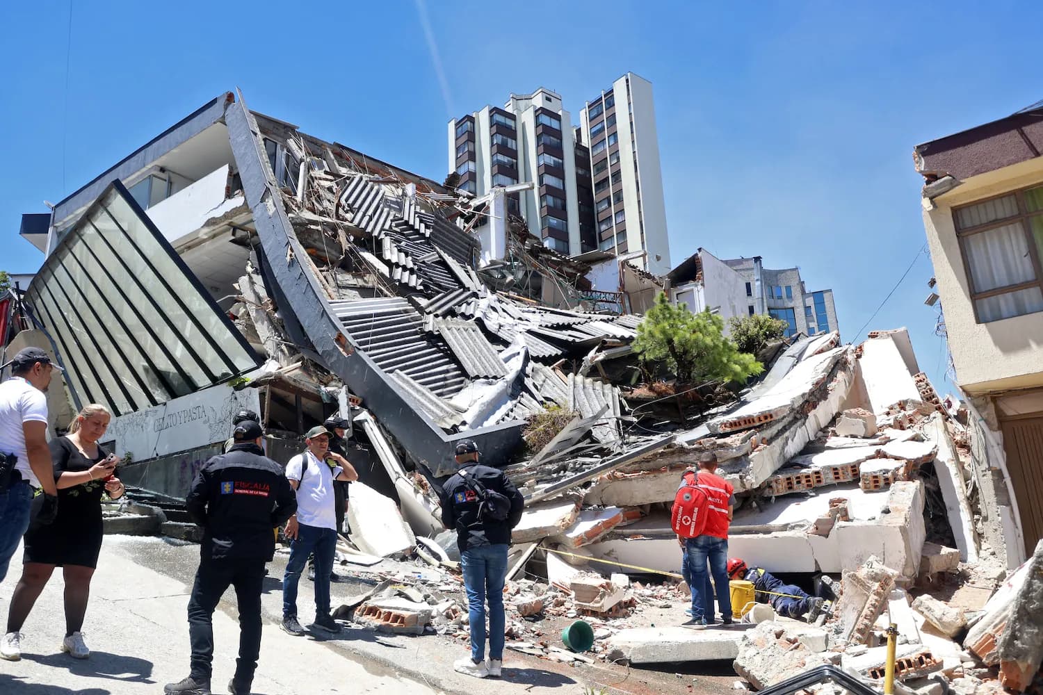 Colombia Faces Crisis as Earthquake Challenges New President