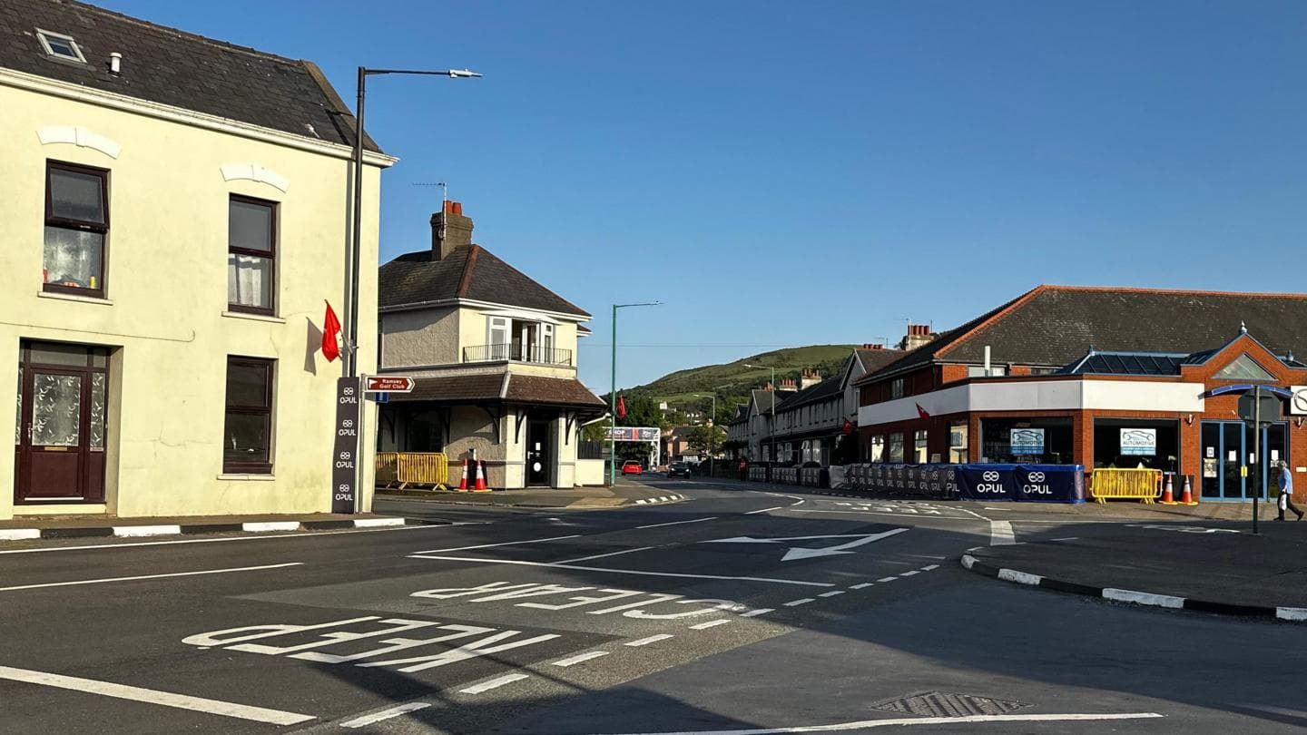 Two individuals hospitalized following Isle of Man TT crash receive specialized care