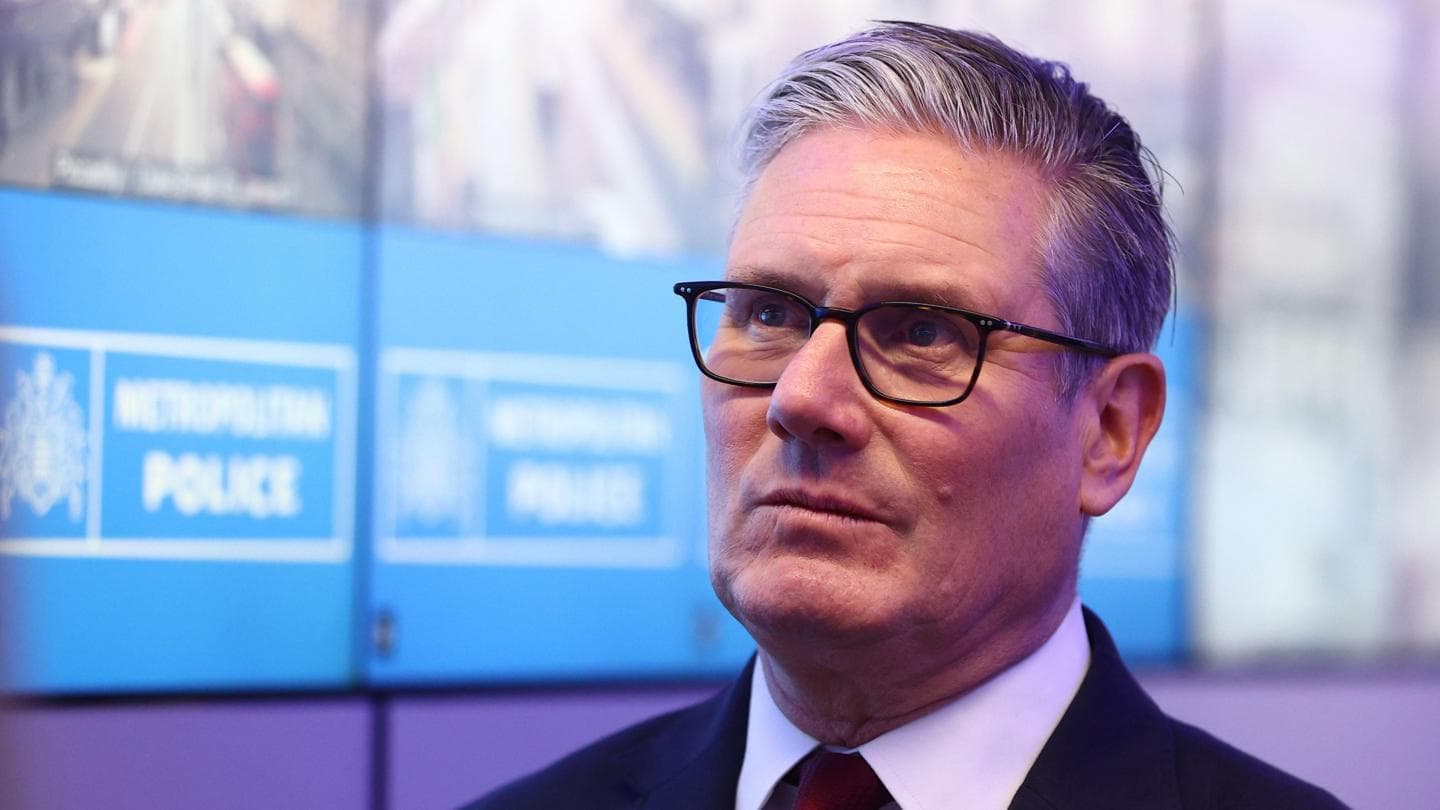 Five Possible Outcomes for Starmer Amid Labour Leadership Challenges