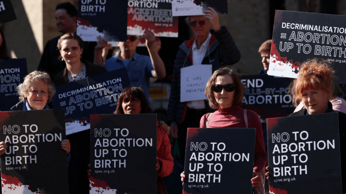 House of Lords backs bid to decriminalise abortion