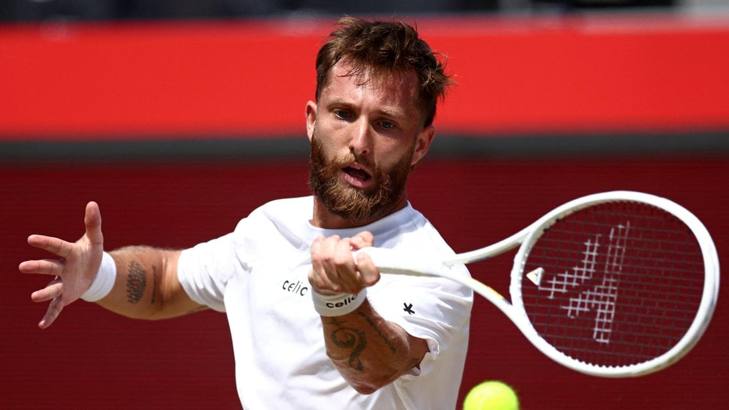 Corentin Moutet fined $40,000, losing most of his prize money for swearing on BBC