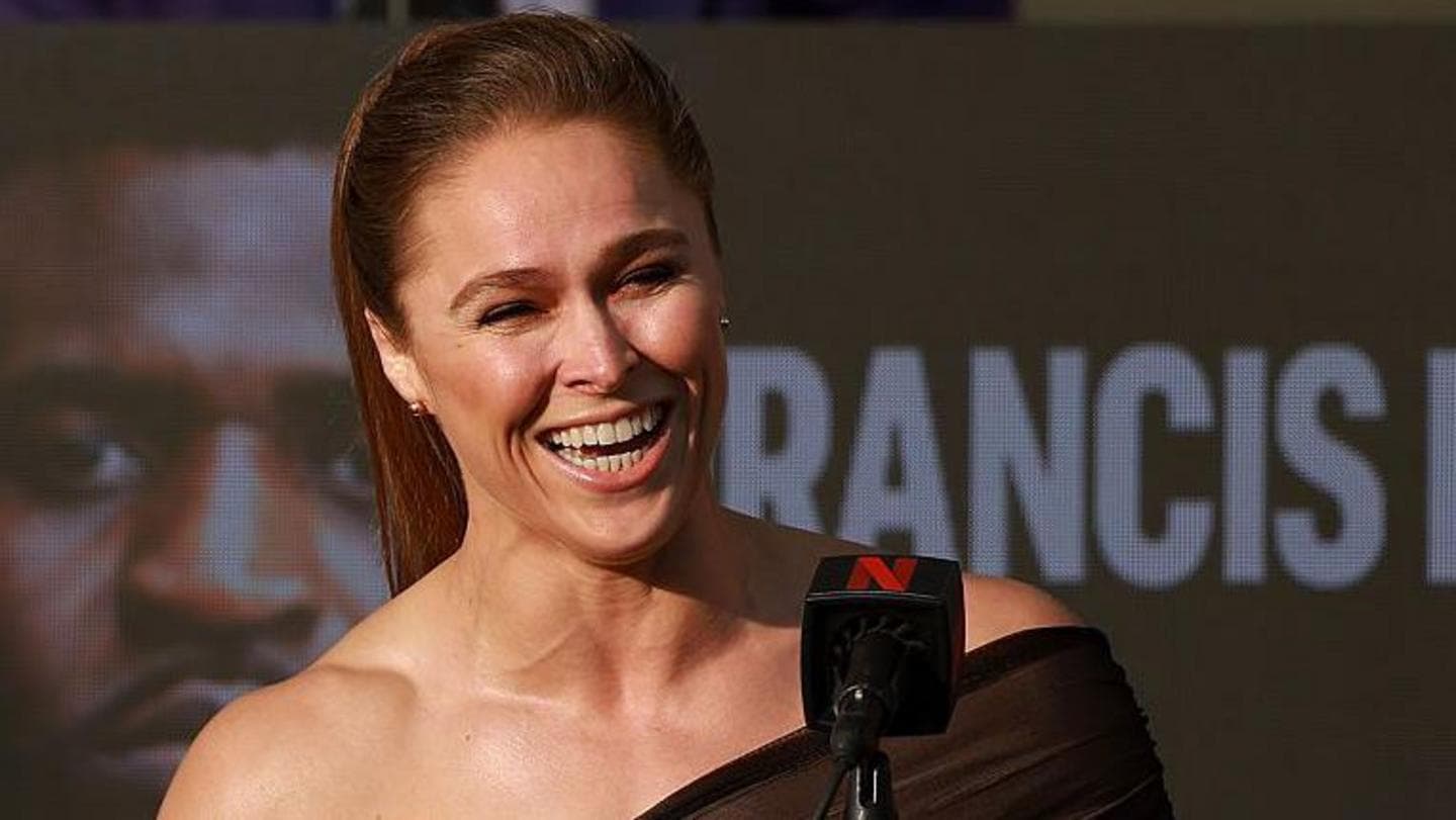 Ronda Rousey Returns from Retirement to Face Gina Carano in Los Angeles