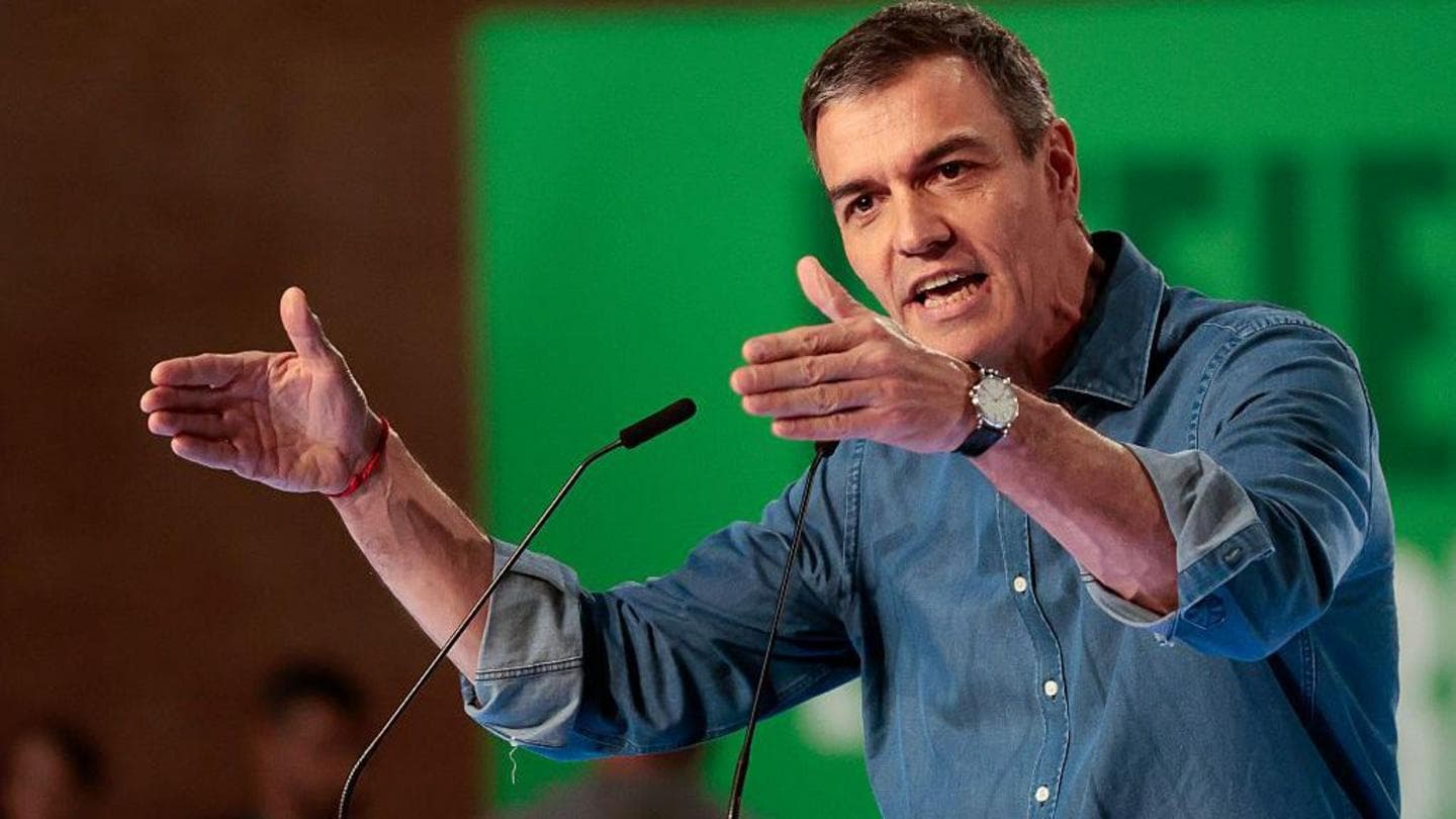 Spain's Prime Minister Sánchez Faces Challenges Amid Corruption Investigations