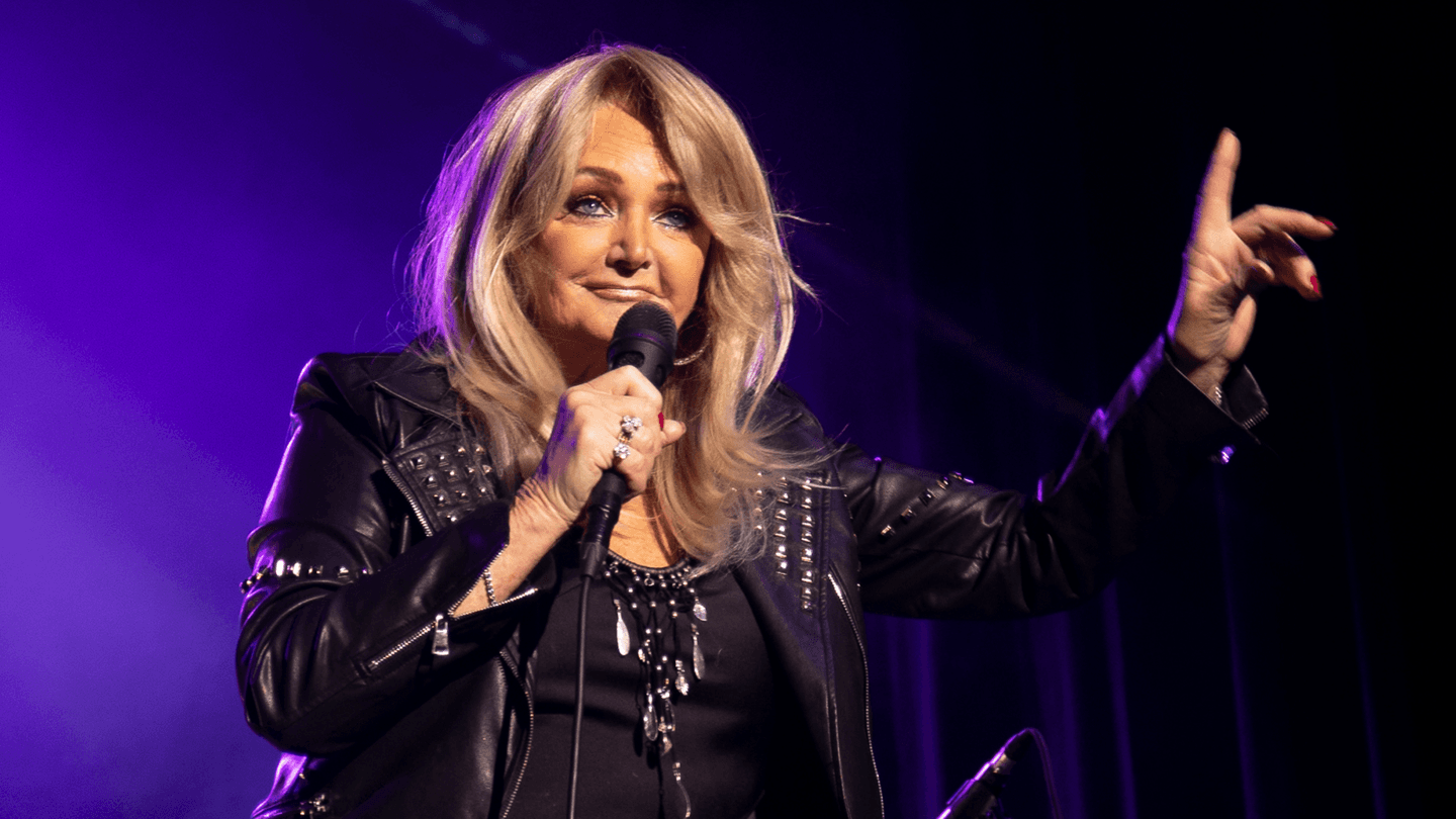 Bonnie Tyler Emerges from Coma Following Emergency Surgery