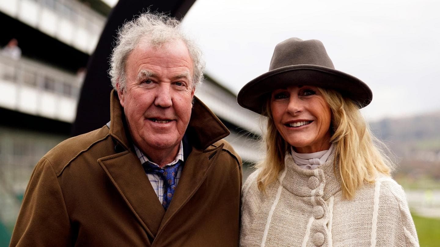 Jeremy Clarkson discloses cancer diagnosis during television show