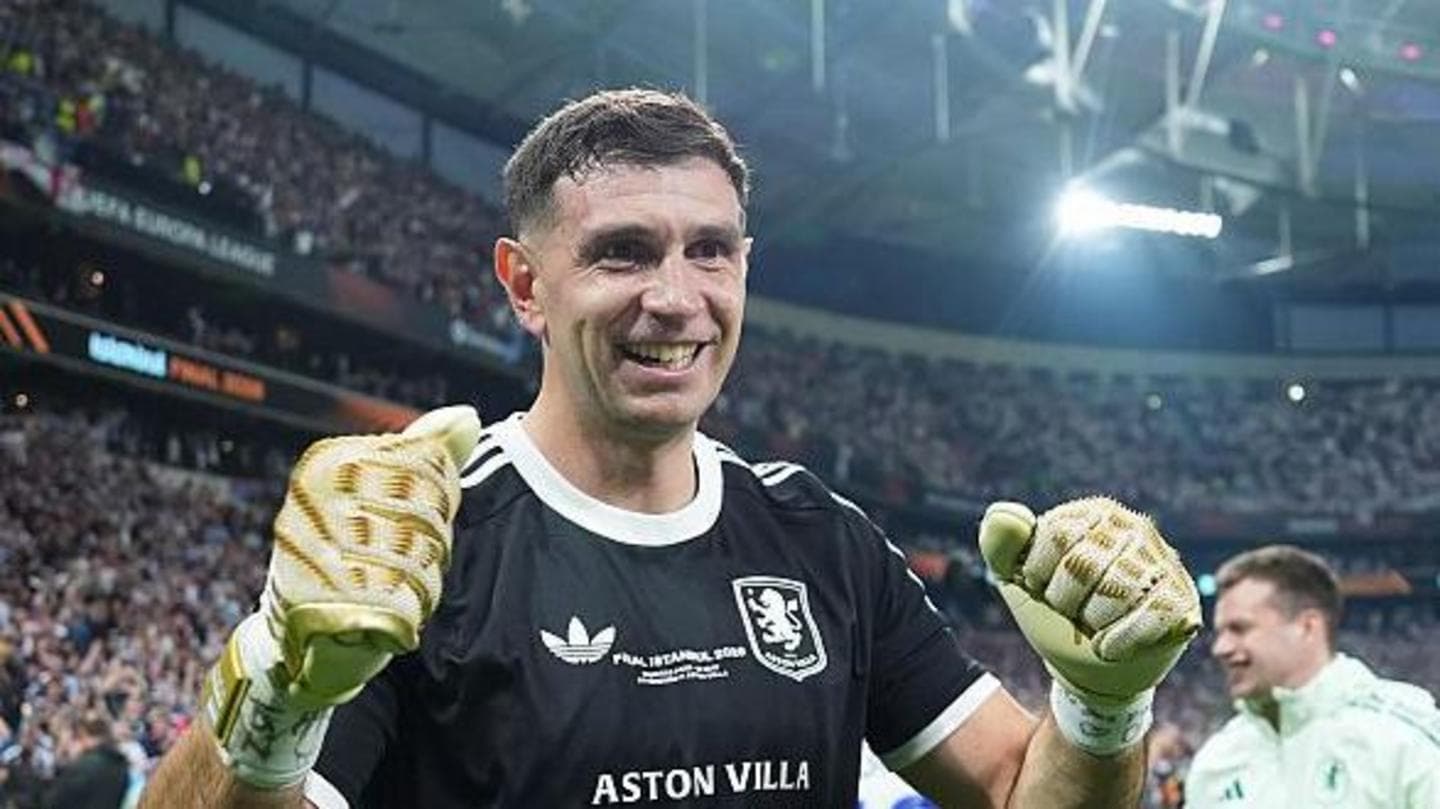Emiliano Martinez Injures Finger but Leads Aston Villa to Europa League Victory