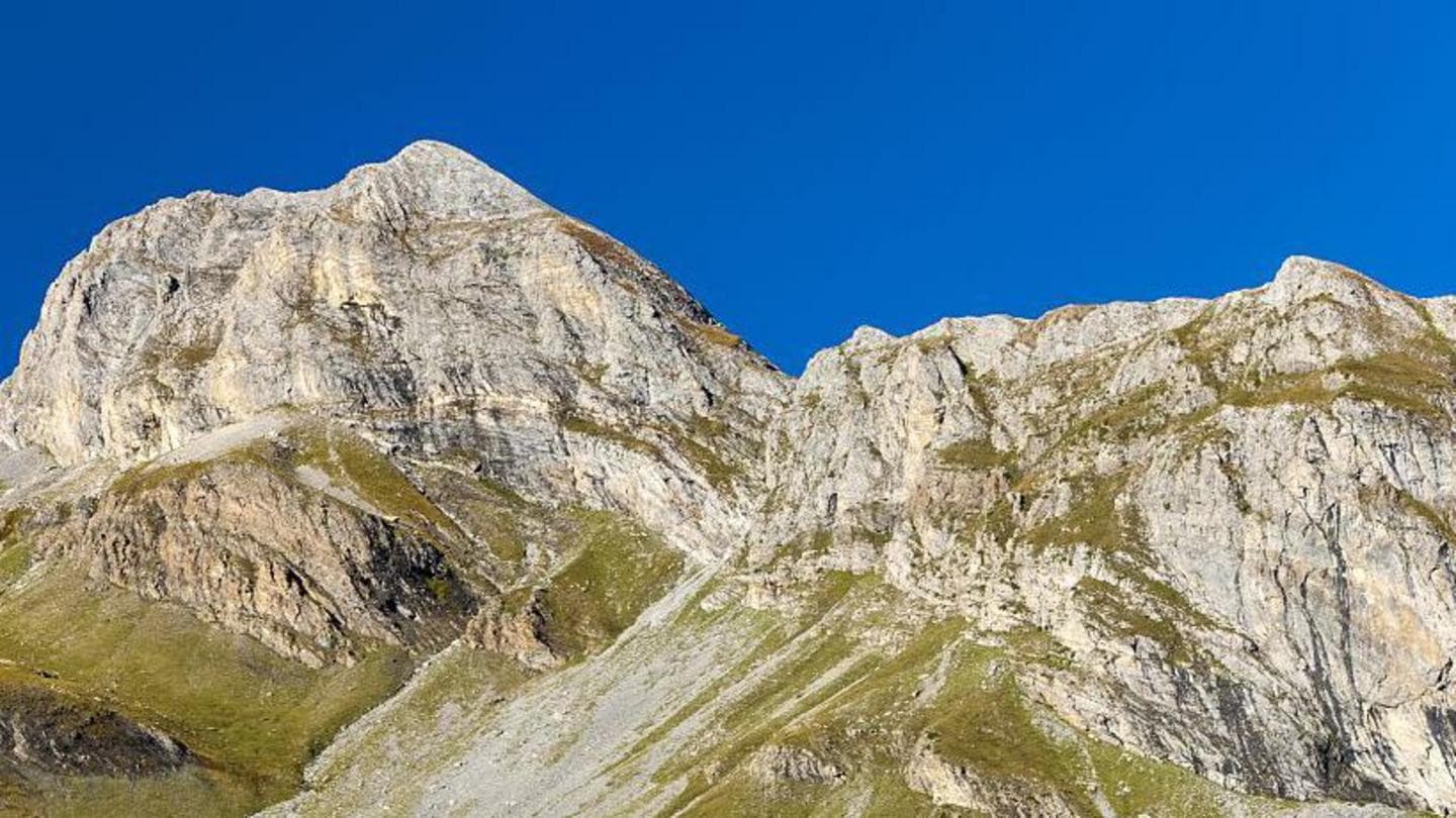 British Woman Dies Following Fall from Balaitús Peak in the Pyrenees