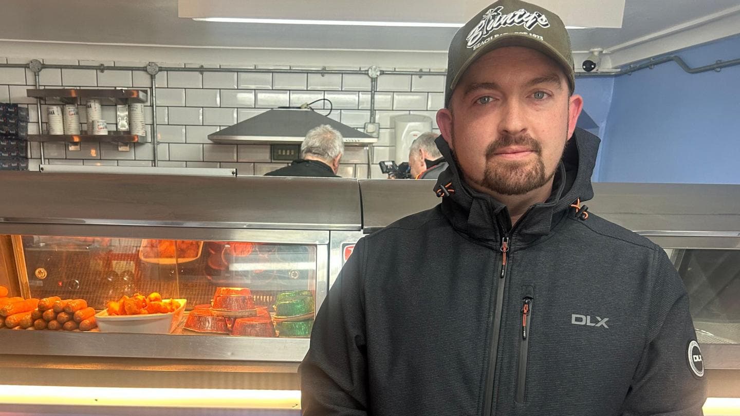 Restaurant Owner Introduces Self-Service Tills Amid Customer Price Concerns